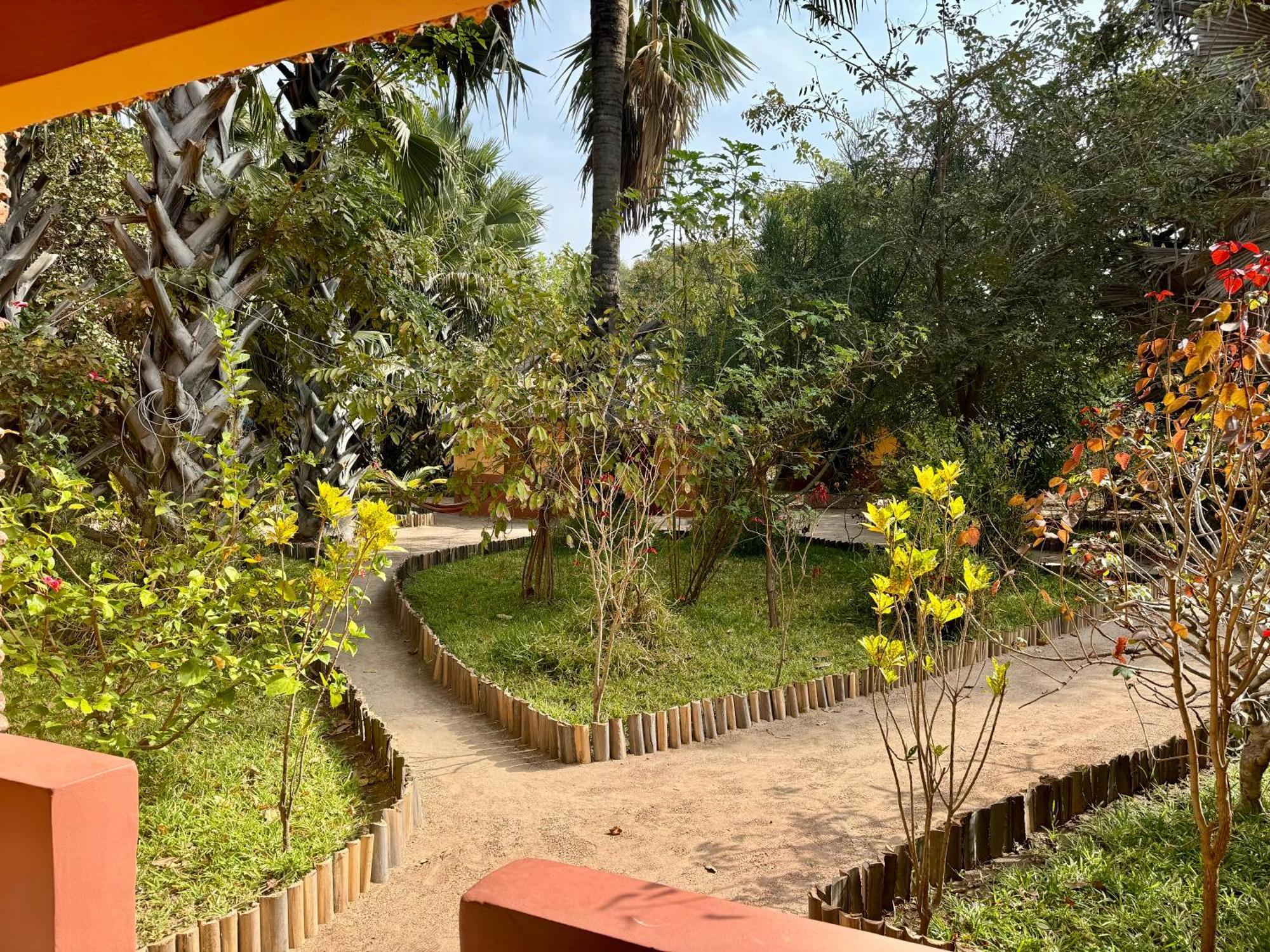 Little'S Nature Retreat Kartong 外观 照片