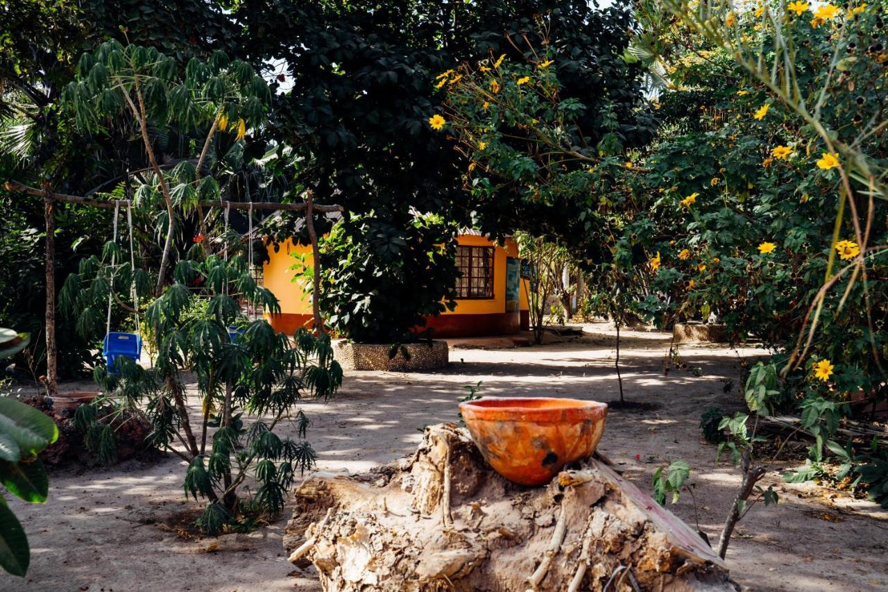 Little'S Nature Retreat Kartong 外观 照片